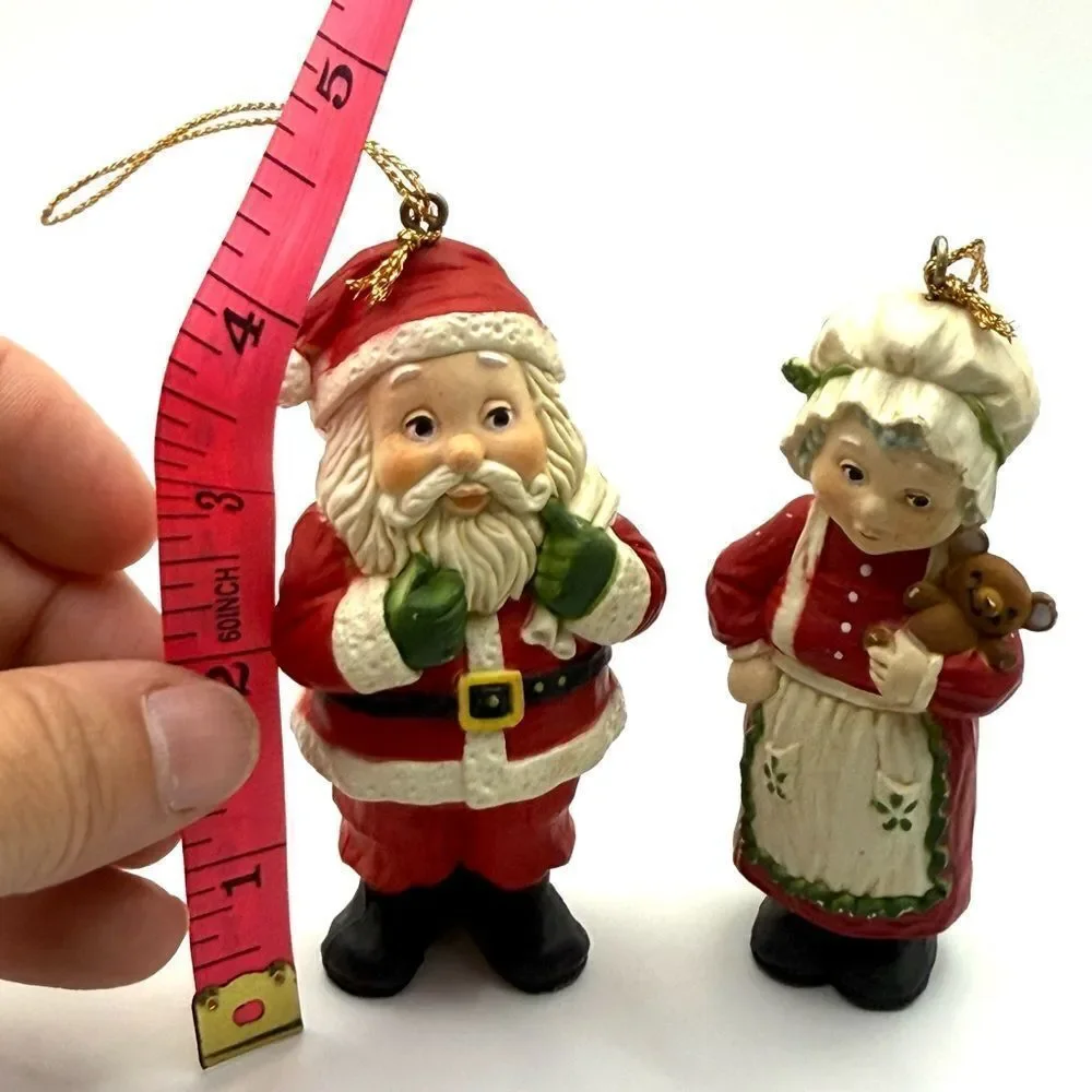 Vintage Holiday Memories Collector Ornaments Mr. And Mrs. Claus